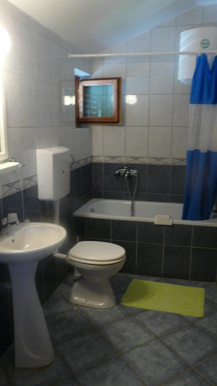 Guest House Zivkovic Sveti Stefan Cameră foto