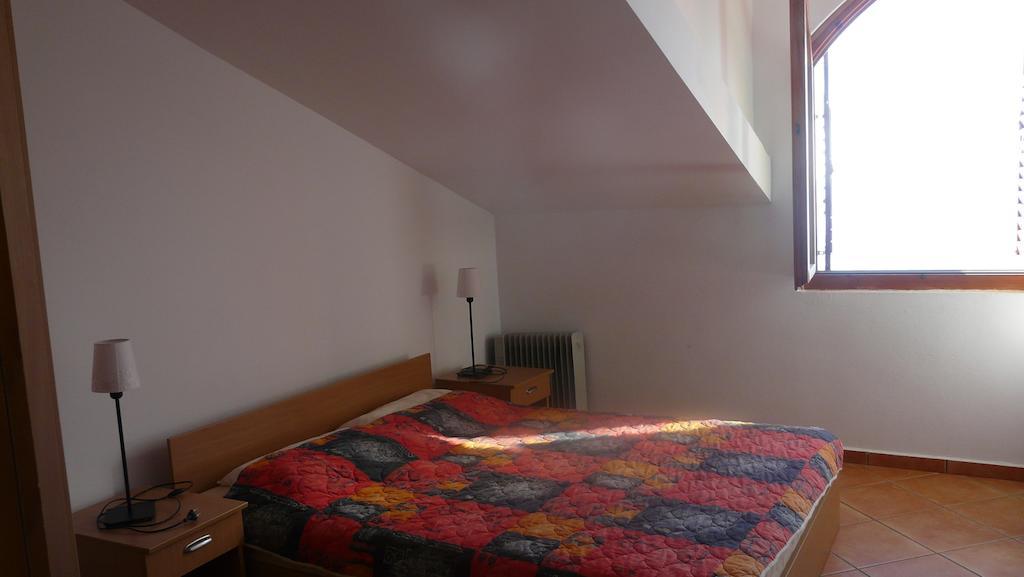 Guest House Zivkovic Sveti Stefan Cameră foto