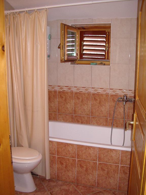 Guest House Zivkovic Sveti Stefan Exterior foto